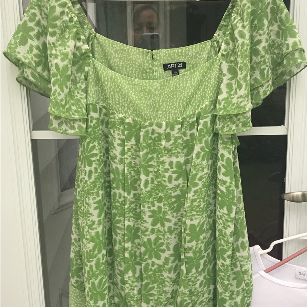 Adorable Apple Green Blouse